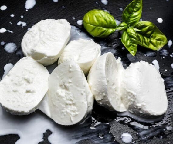 Mozzarella Pizza 1kg, vakuumförpackad